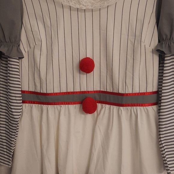 Other - Womens Pennywise costume